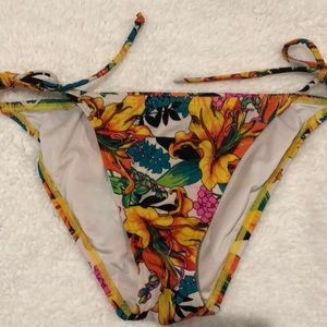 Victoria’s Secret string bikini bottom